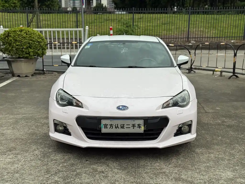 Subaru BRZ 2014 — фото 2