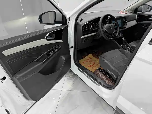 Jetta VS5 2023