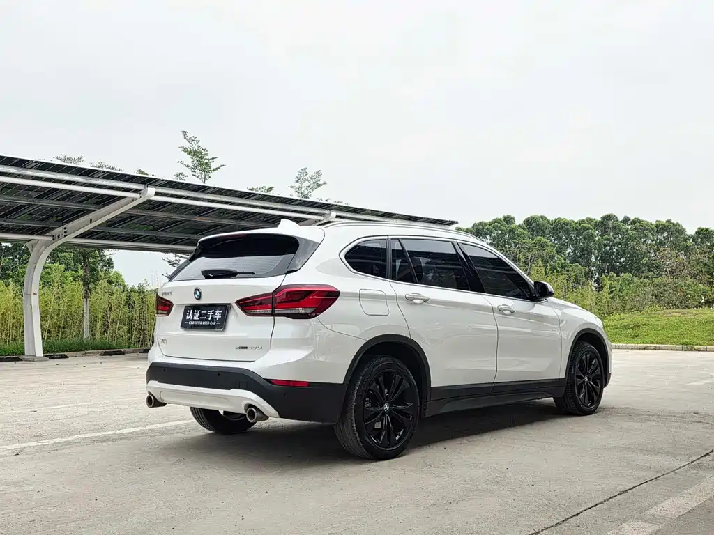 BMW X1 2021 — фото 17