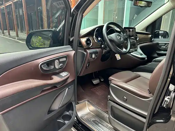 Mercedes-Benz V-Class 2022