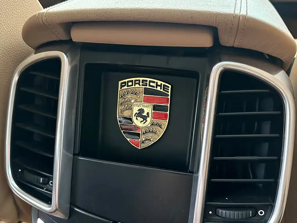 Porsche Cayenne 2013 — фото 14
