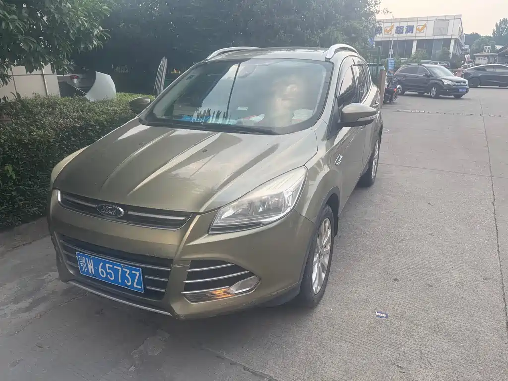 Ford Kuga 2014