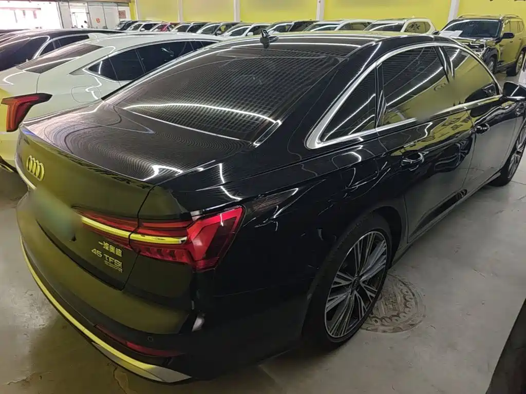 Audi A6L 2023