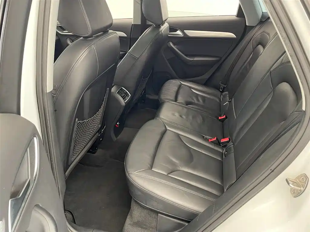 Audi Q3 2015
