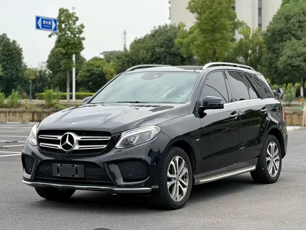 Mercedes-Benz GLE 2019 — фото 1