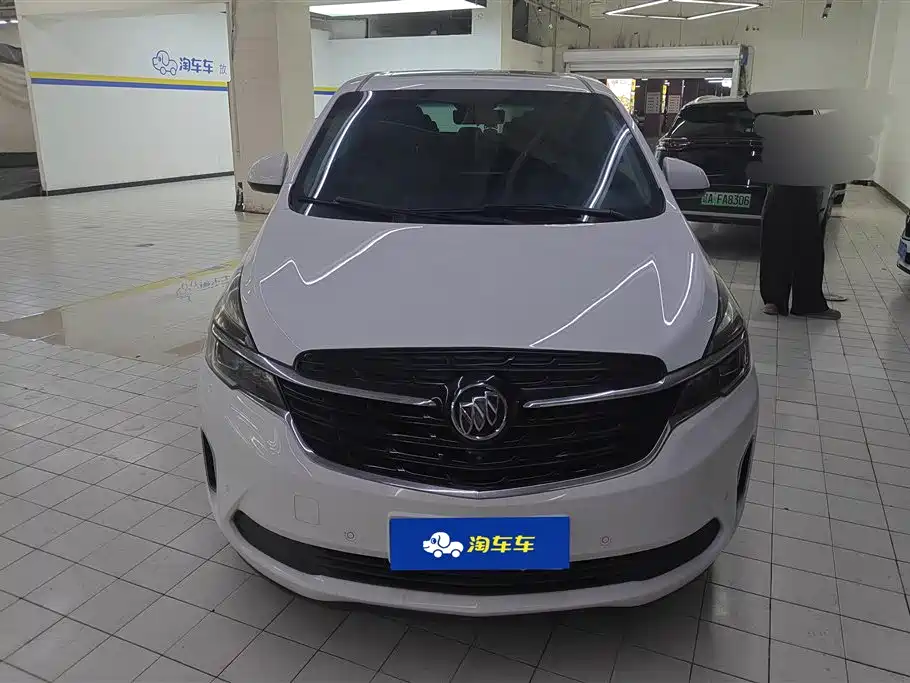 Buick GL8 2021 — фото 2