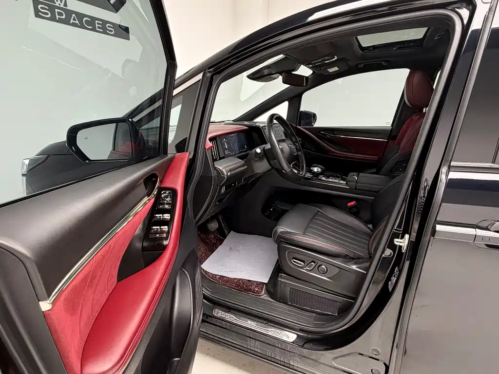 GAC Motor Trumpchi M8 2023 — фото 16