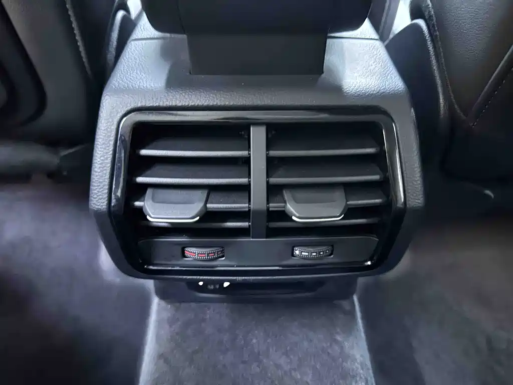 Audi Q3 2023 — фото 19