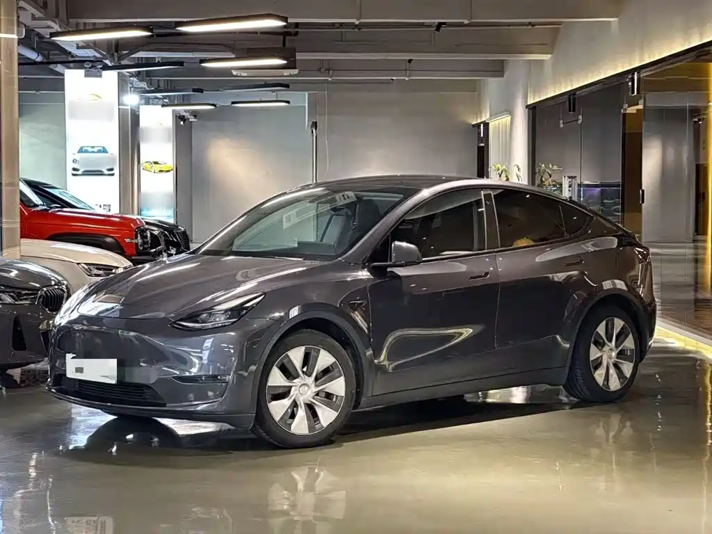 Tesla Model Y 2022 — фото 2