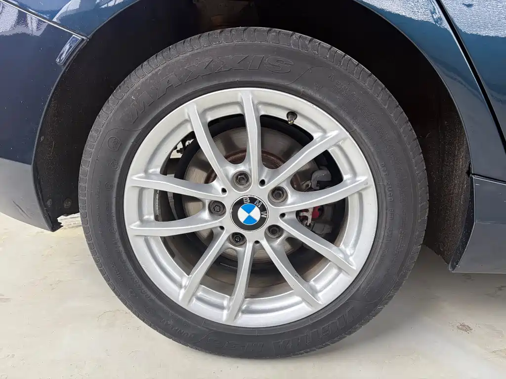 BMW 1 Series 2016 — фото 16