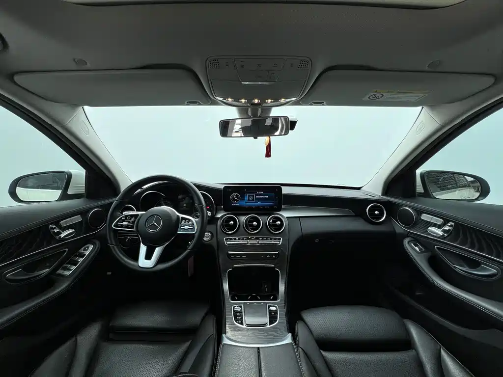 Mercedes-Benz C-Class 2019 — фото 7