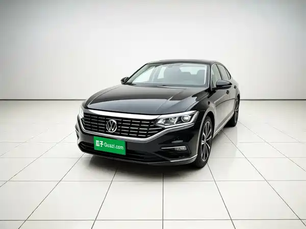Volkswagen Passat 2023