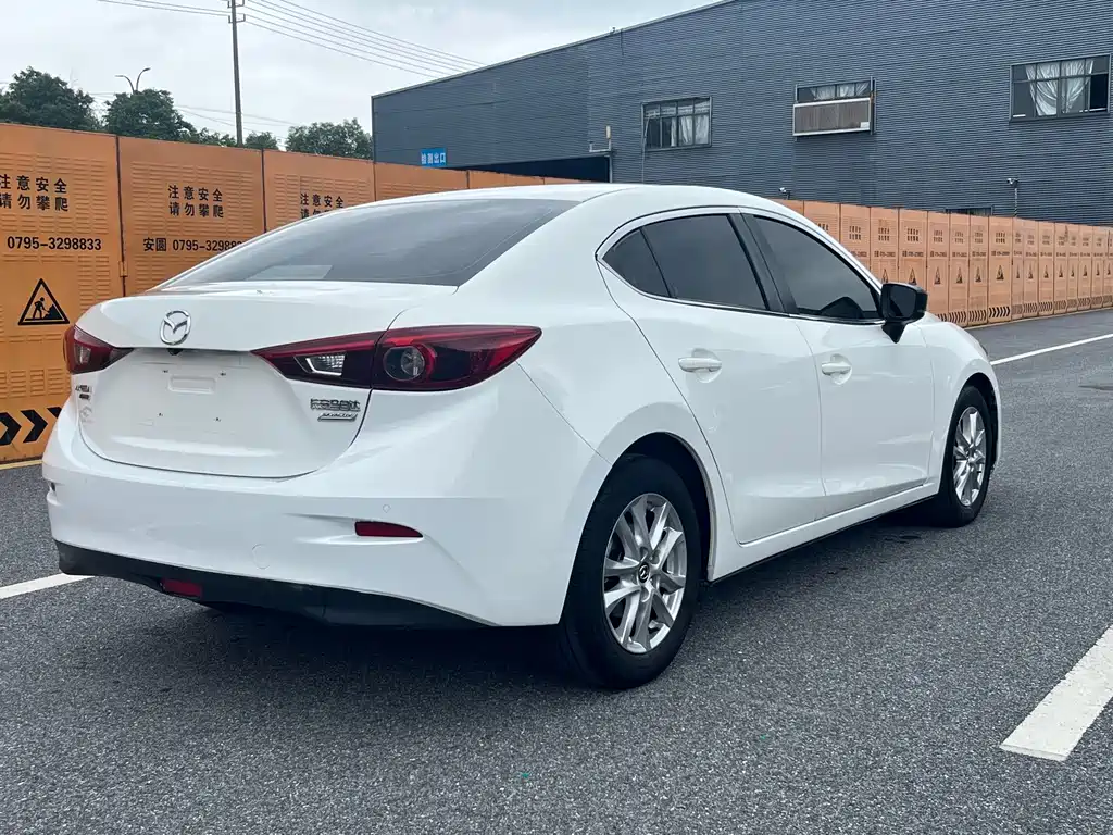 Mazda 3 Axela 2018