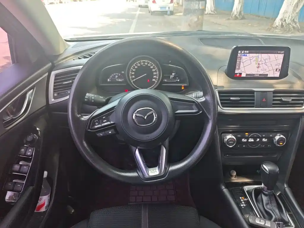 Mazda 3 Angkesela 2019 — фото 11