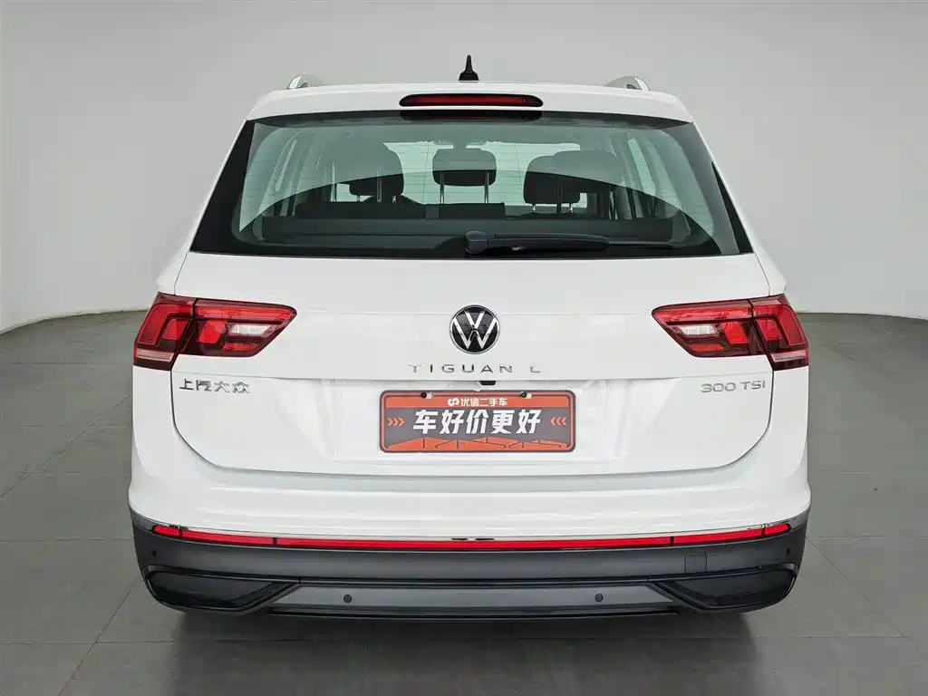 Volkswagen Tiguan L 2024 — фото 4