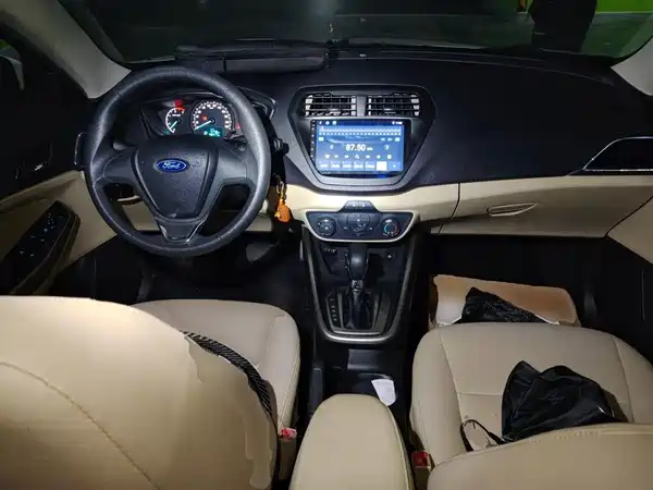 Ford Escort 2016