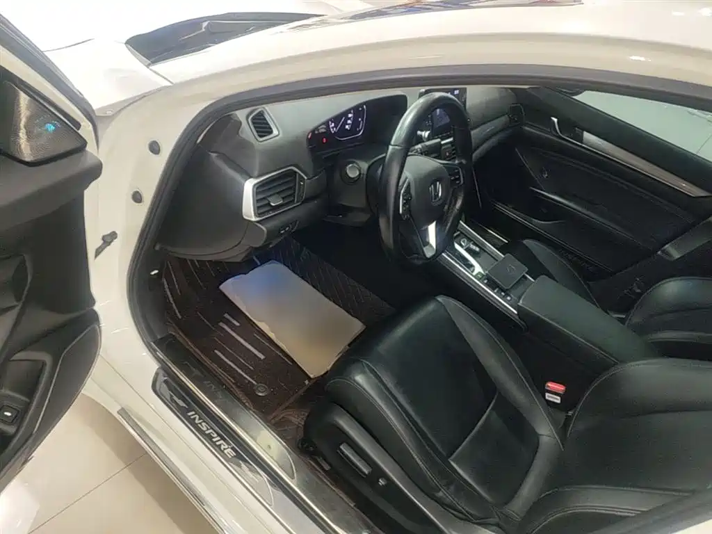 Honda Inspire 2020 — фото 16