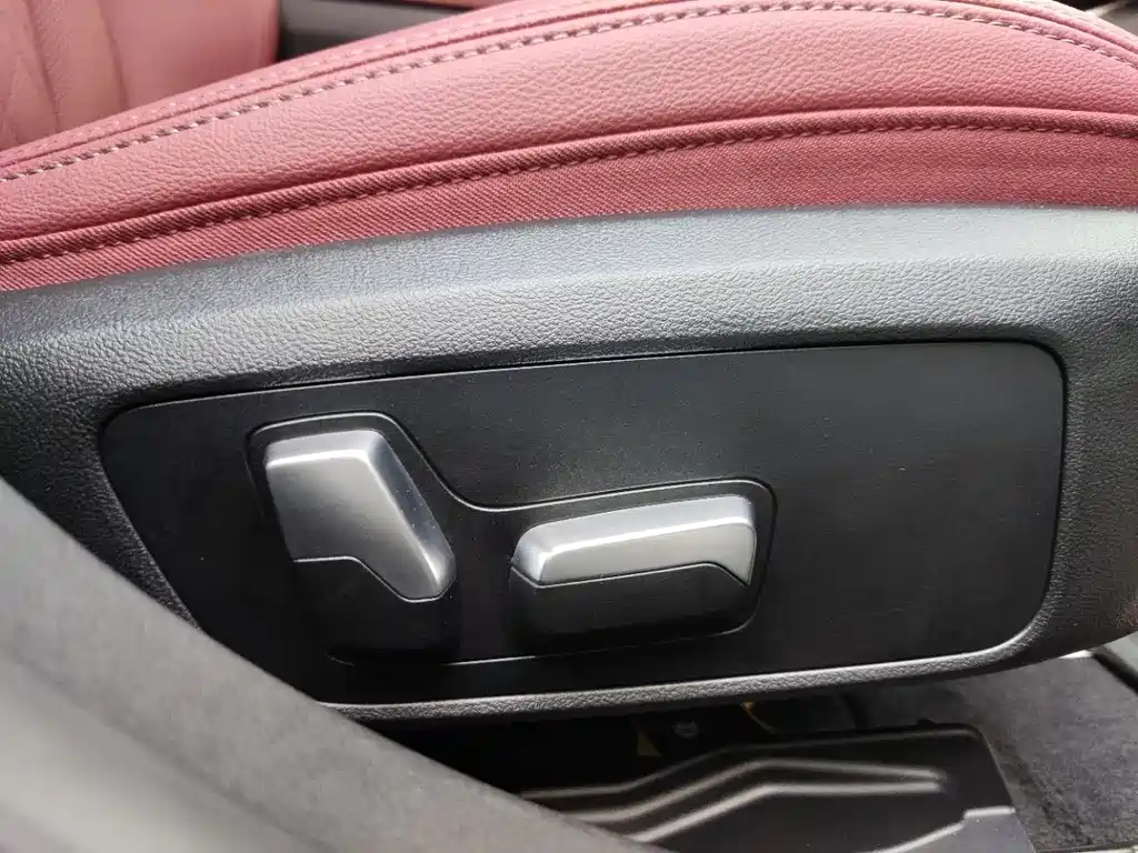 BMW 3 Series 2023 — фото 15