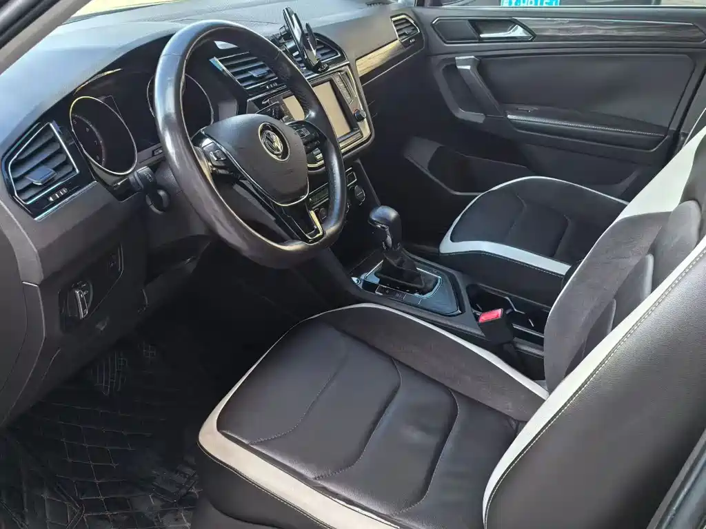 Volkswagen Tiguan L 2018