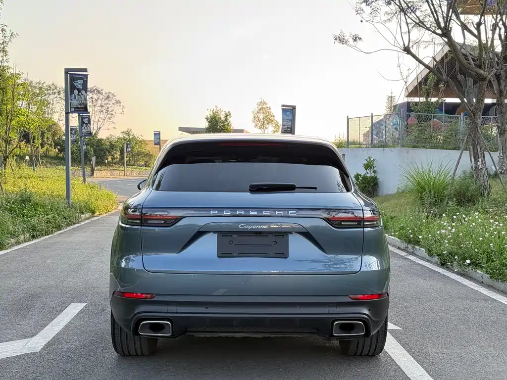 Porsche Cayenne 2018 — фото 6