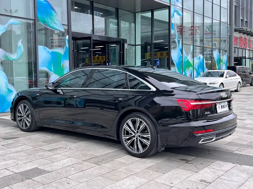 Audi A6L 2021