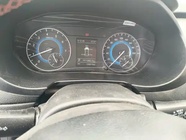 Dongfeng Scenery S560 2018