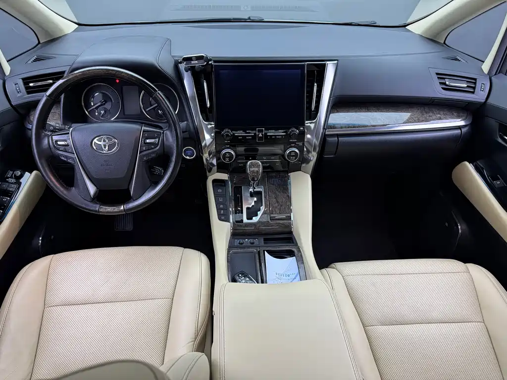 Toyota Alphard 2020 — фото 16