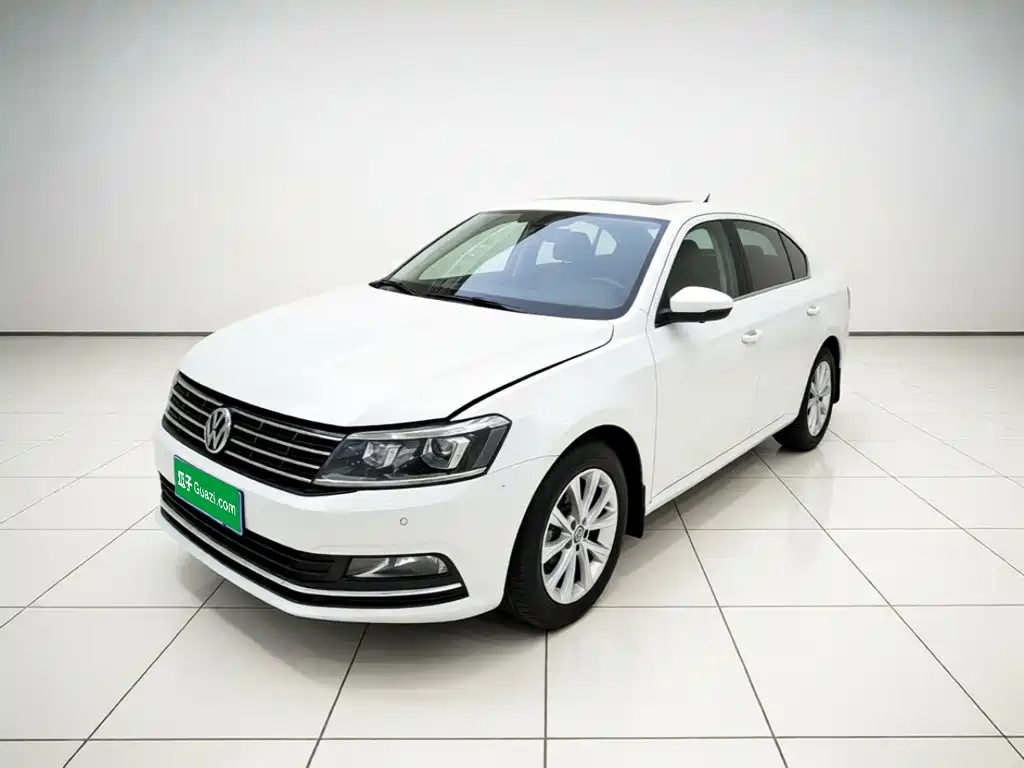 Volkswagen Lavida 2016 — фото 1