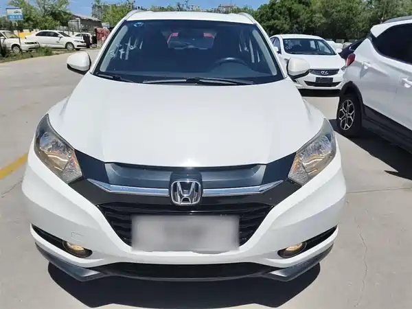 Honda Vezel 2015