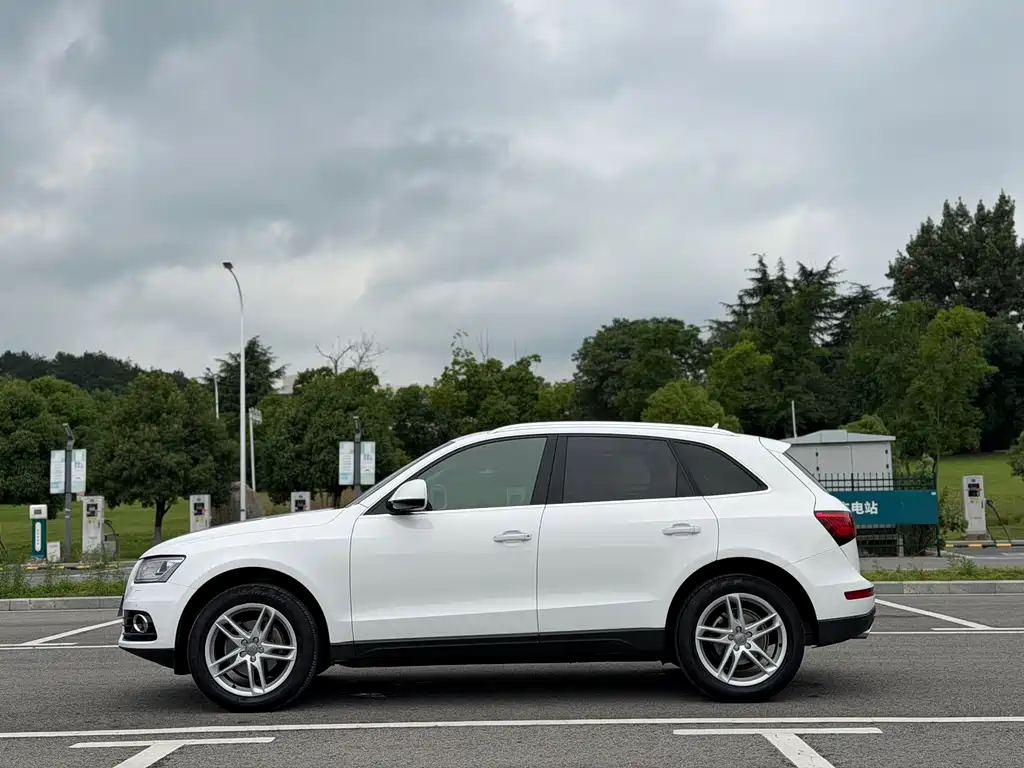 Audi Q5 2016