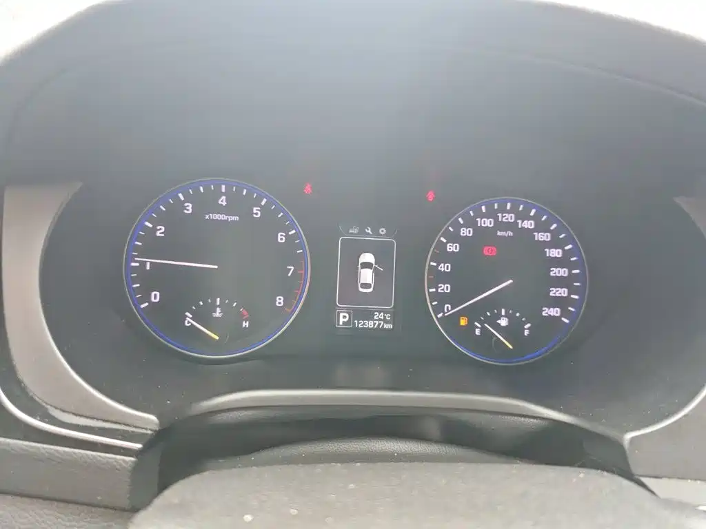 Hyundai Mistra 2015 — фото 7