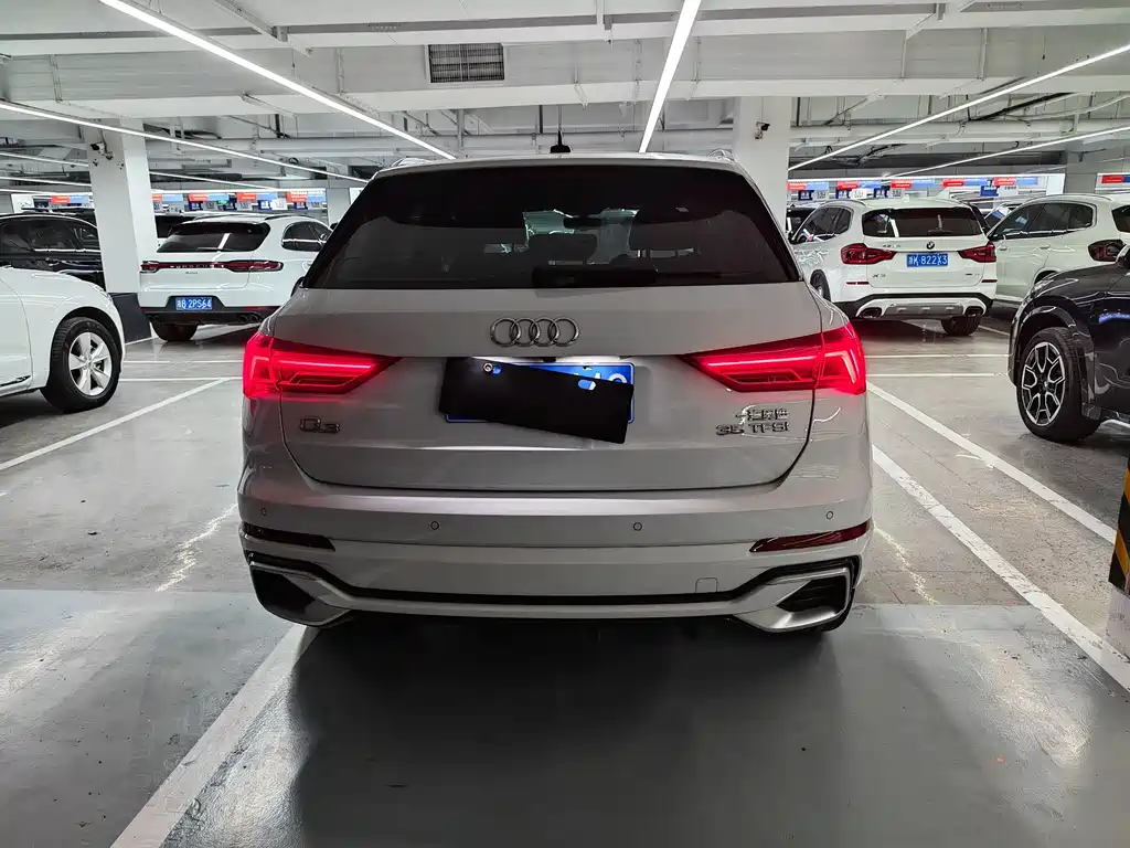 Audi Q3 2024 — фото 14