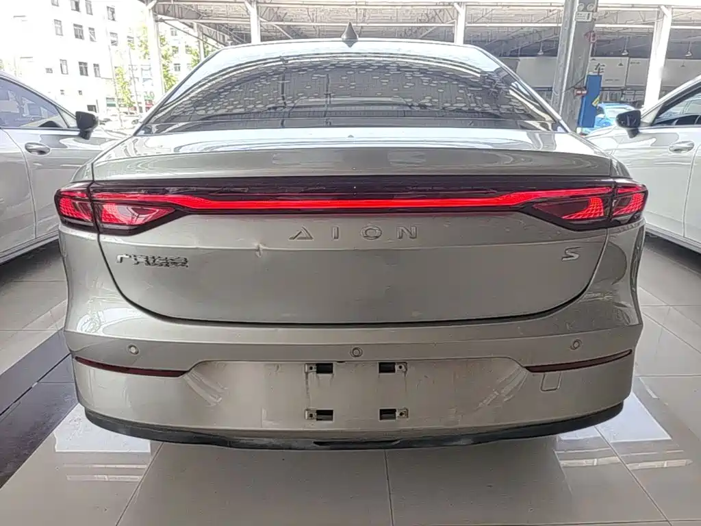 Aion S 2022
