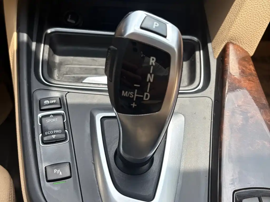 BMW 3 Series 2013 — фото 14