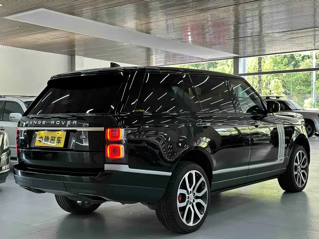 Land Rover Range Rover 2020 — фото 10