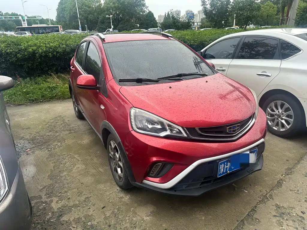 Geely Vision X1 2018 — фото 11