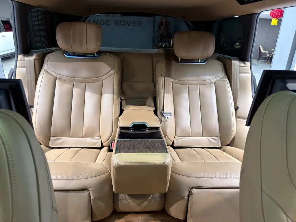 Land Rover Range Rover 2022 — фото 13