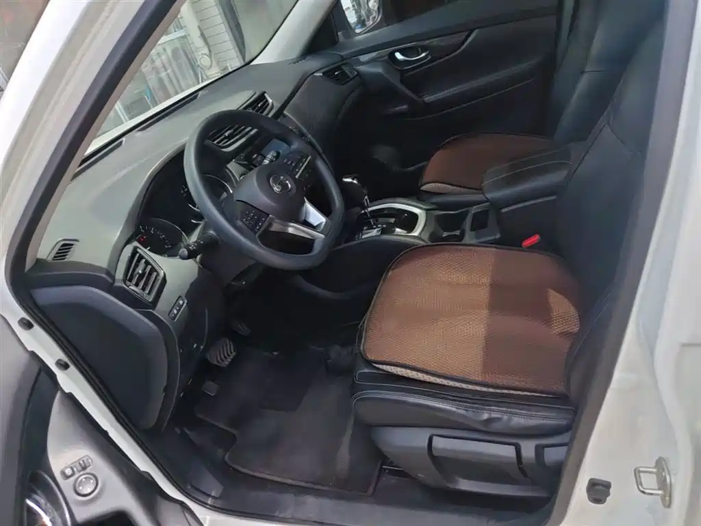 Nissan X-Trail 2017 — фото 15