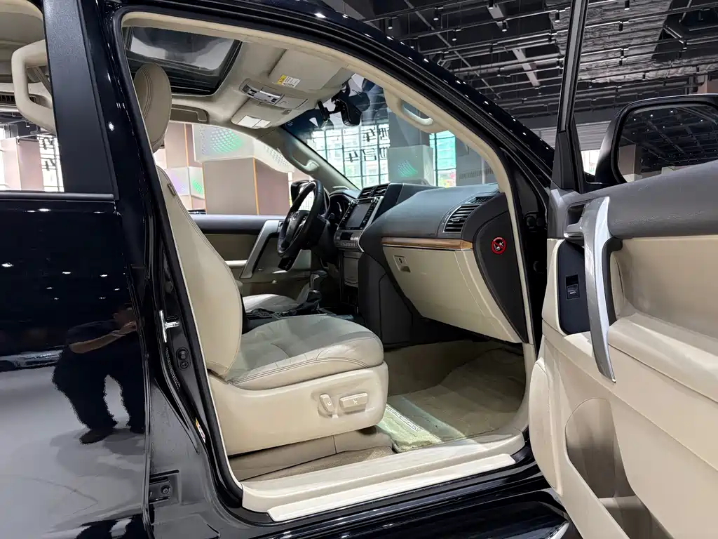 Toyota Prado 2018