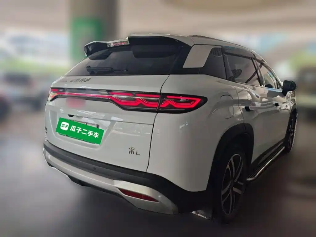 BYD Song L DM-i 2024 — фото 4