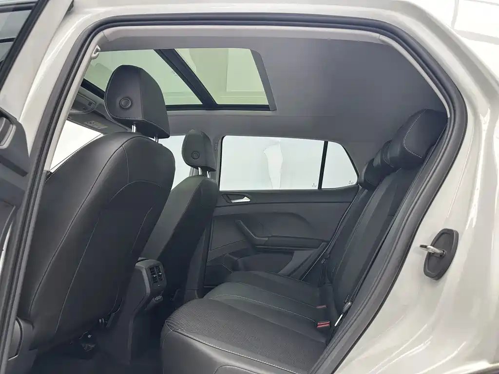 Volkswagen Tacqua 2023