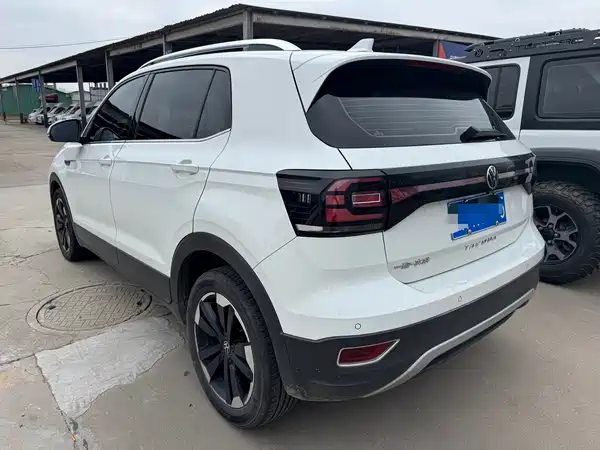 Volkswagen Tacqua 2022