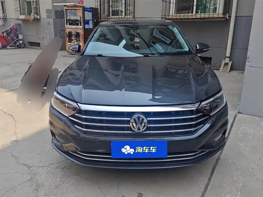 Volkswagen Sagitar 2021