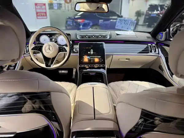 Mercedes-Benz S-Class 2010
