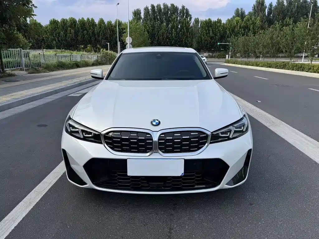 BMW 3 Series 2025