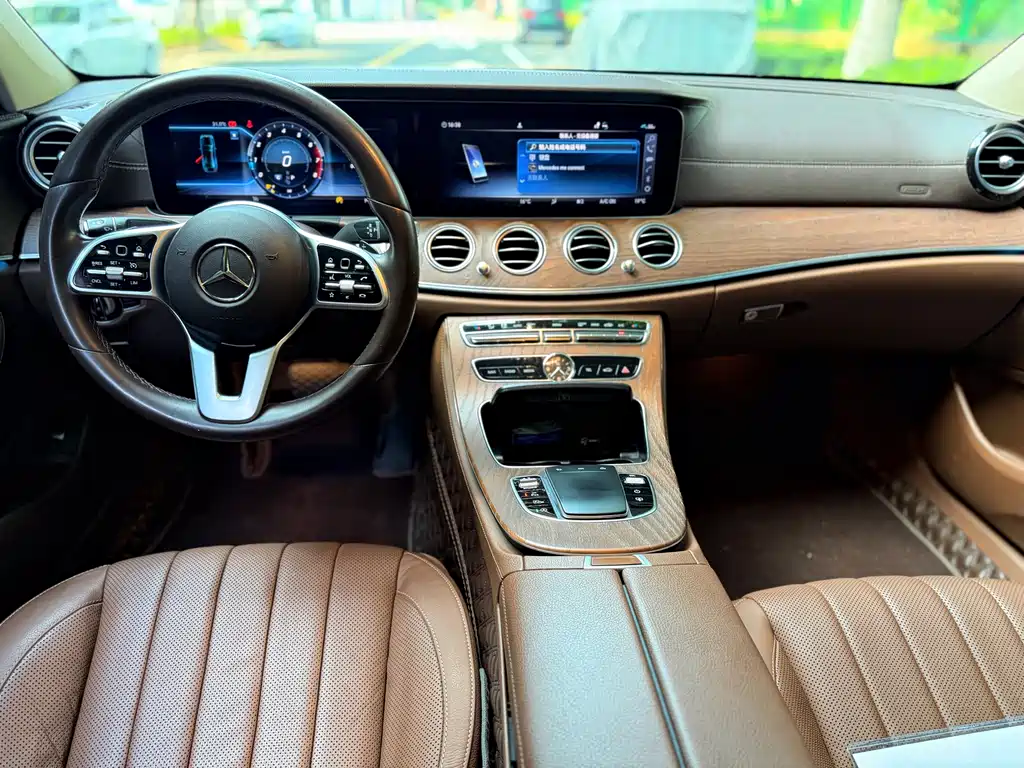 Mercedes-Benz E-Class 2020 — фото 9