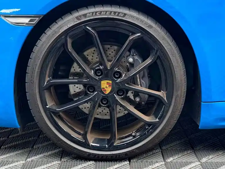 Porsche 718 2025 — фото 8