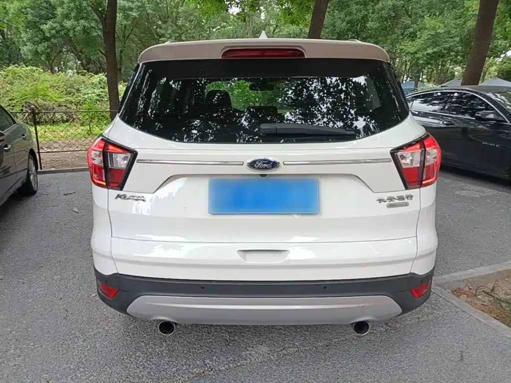 Ford Kuga 2017 — фото 6