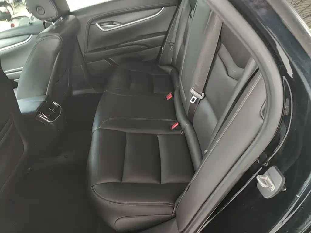 Cadillac XTS 2018 — фото 17