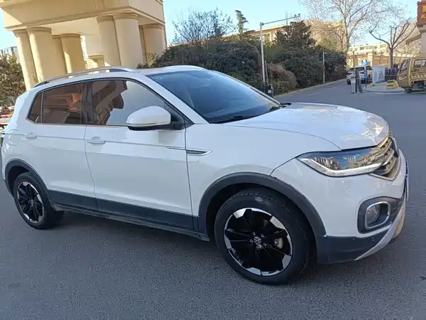 Volkswagen Tacqua 2023